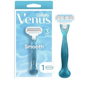 Venus Smooth Women's Razor Handle with 1 Blade Refill